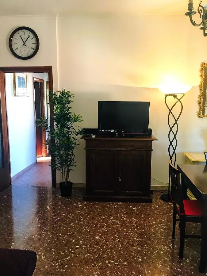 Panoramic And Bright Penthouse Is Waiting For You Apartment Rome